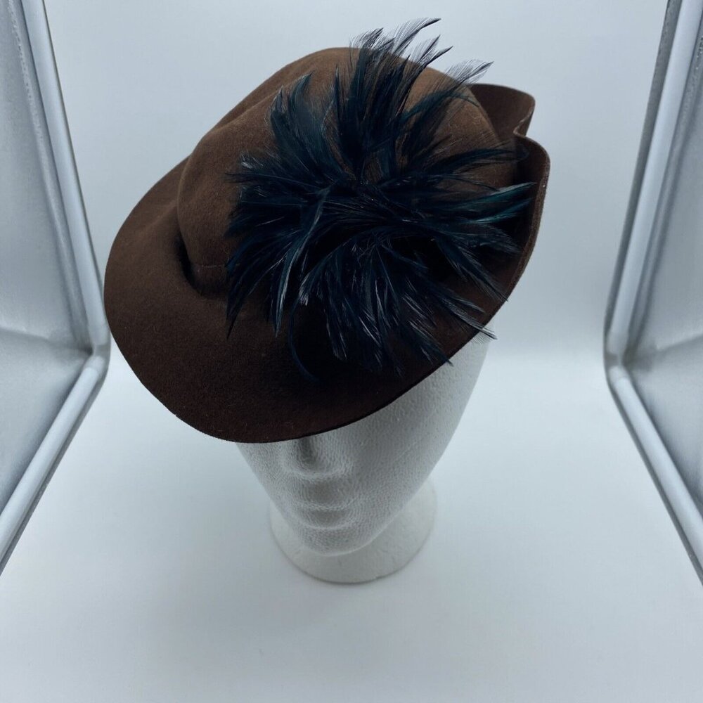 Vintage 1930s Woman's Brown Hat w/ Feathers NRA Milly Code 22 BJ 460886